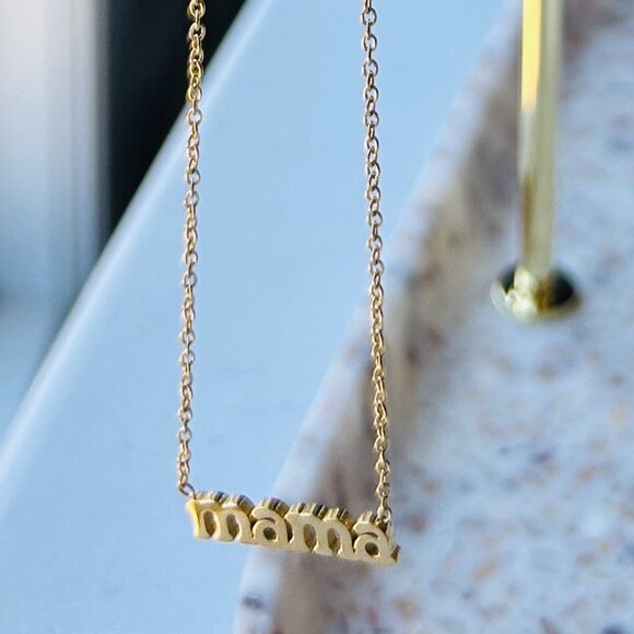 18K Gold Plated Mama Necklace, Stainless Steel - Picture 4 of 5